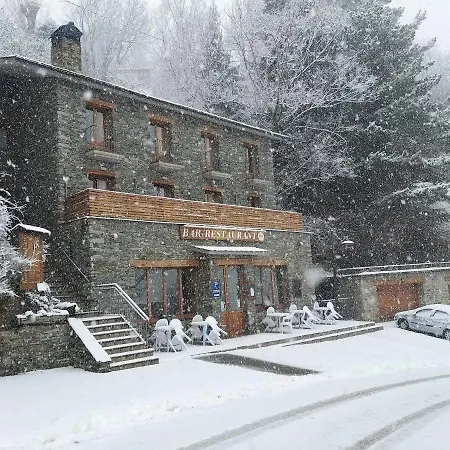 Les Roquetes Guest house 2*